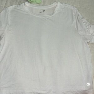 gap athletic shirt